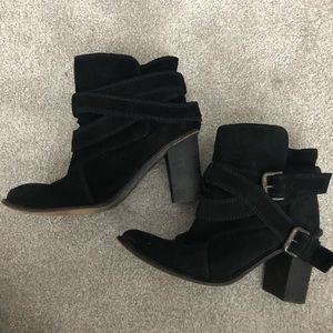 Zara ankle booties